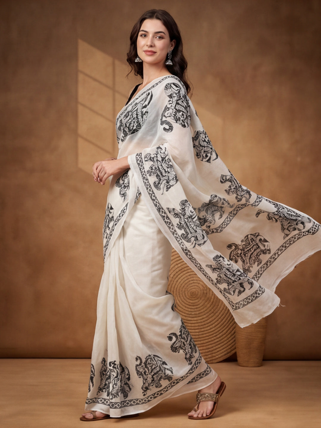 Floral Linen Blend Saree with Unstiched Blouse