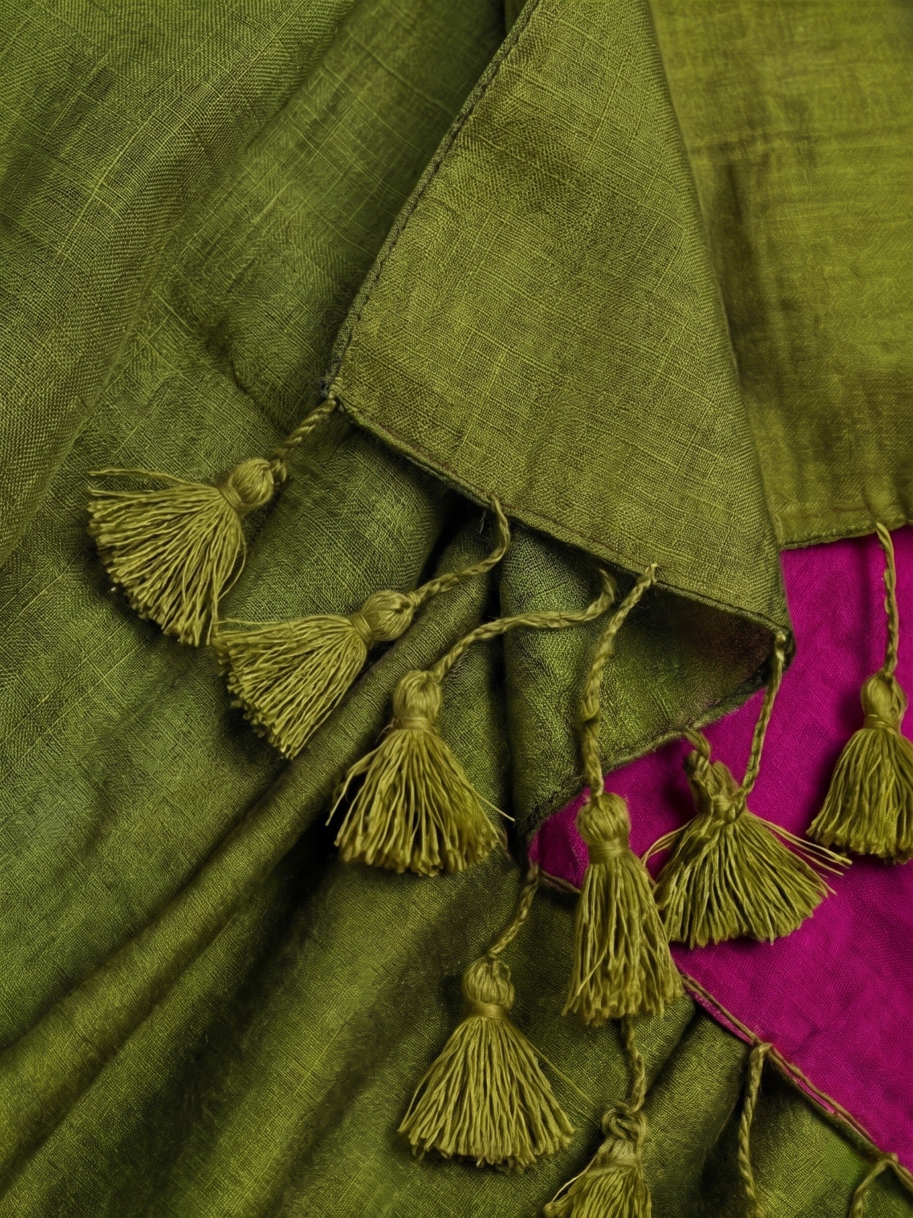 Solid Pure Cotton Saree with Unstiched Blouse