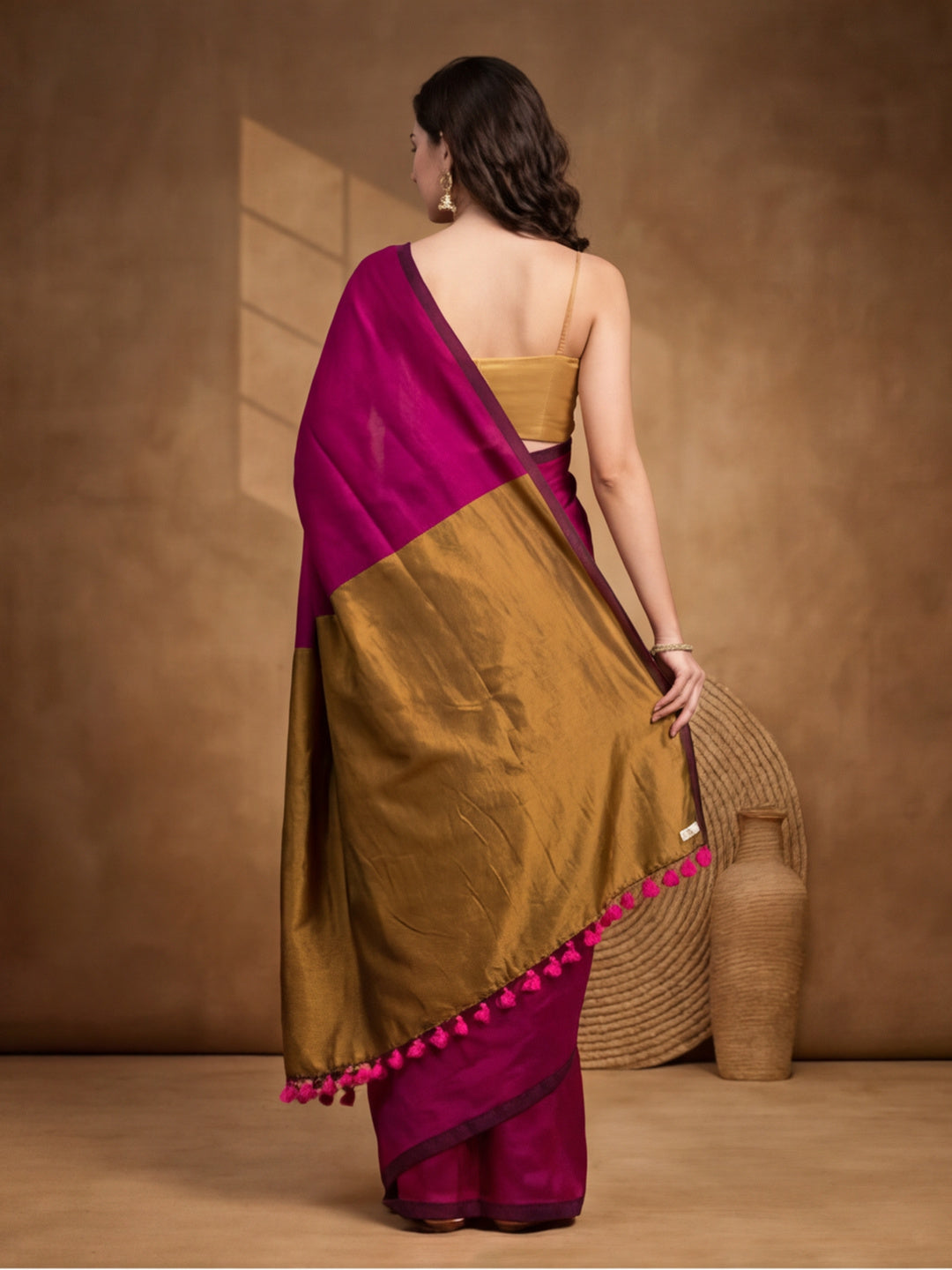Solid Pure Cotton Saree with Unstiched Blouse
