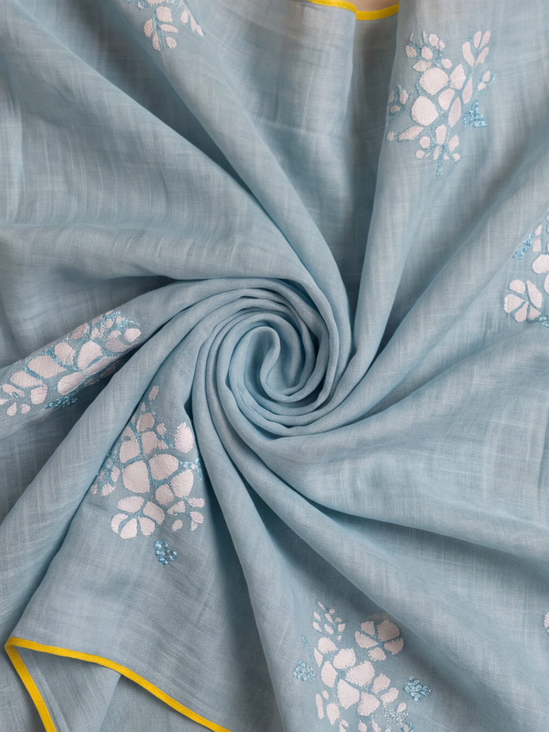 Digitally Printed Abstract & Floral Mul Cotton Saree with Contrast Blouse