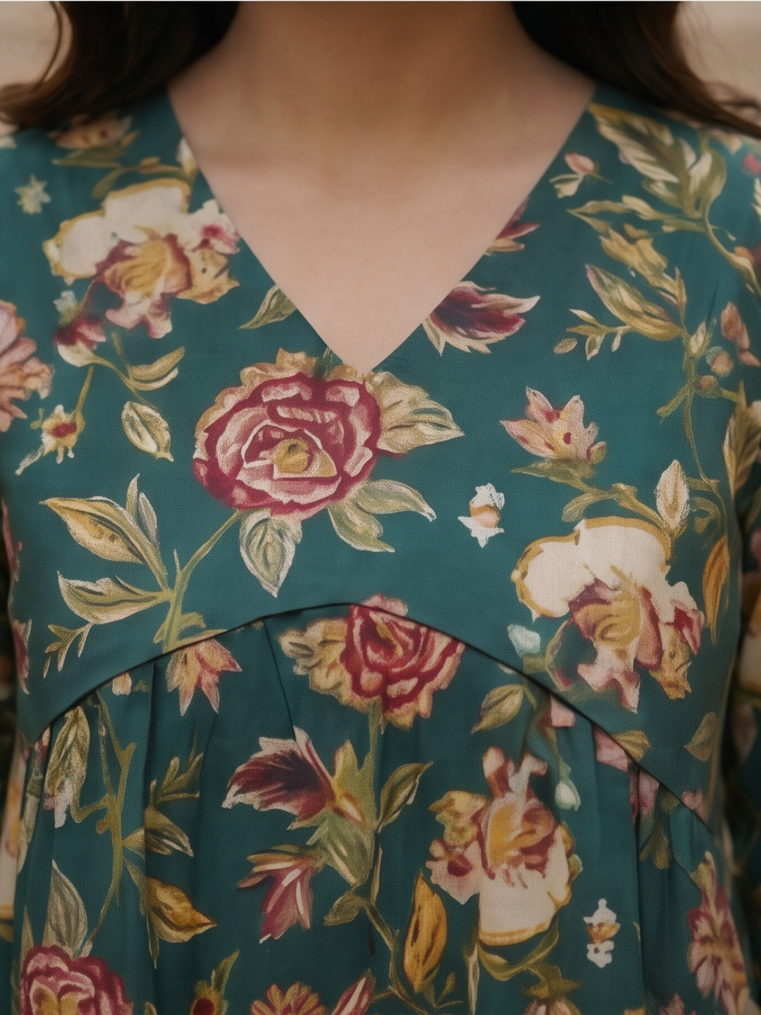 Women Printed V-Neck Fancy Tunic Top with Full Sleeves