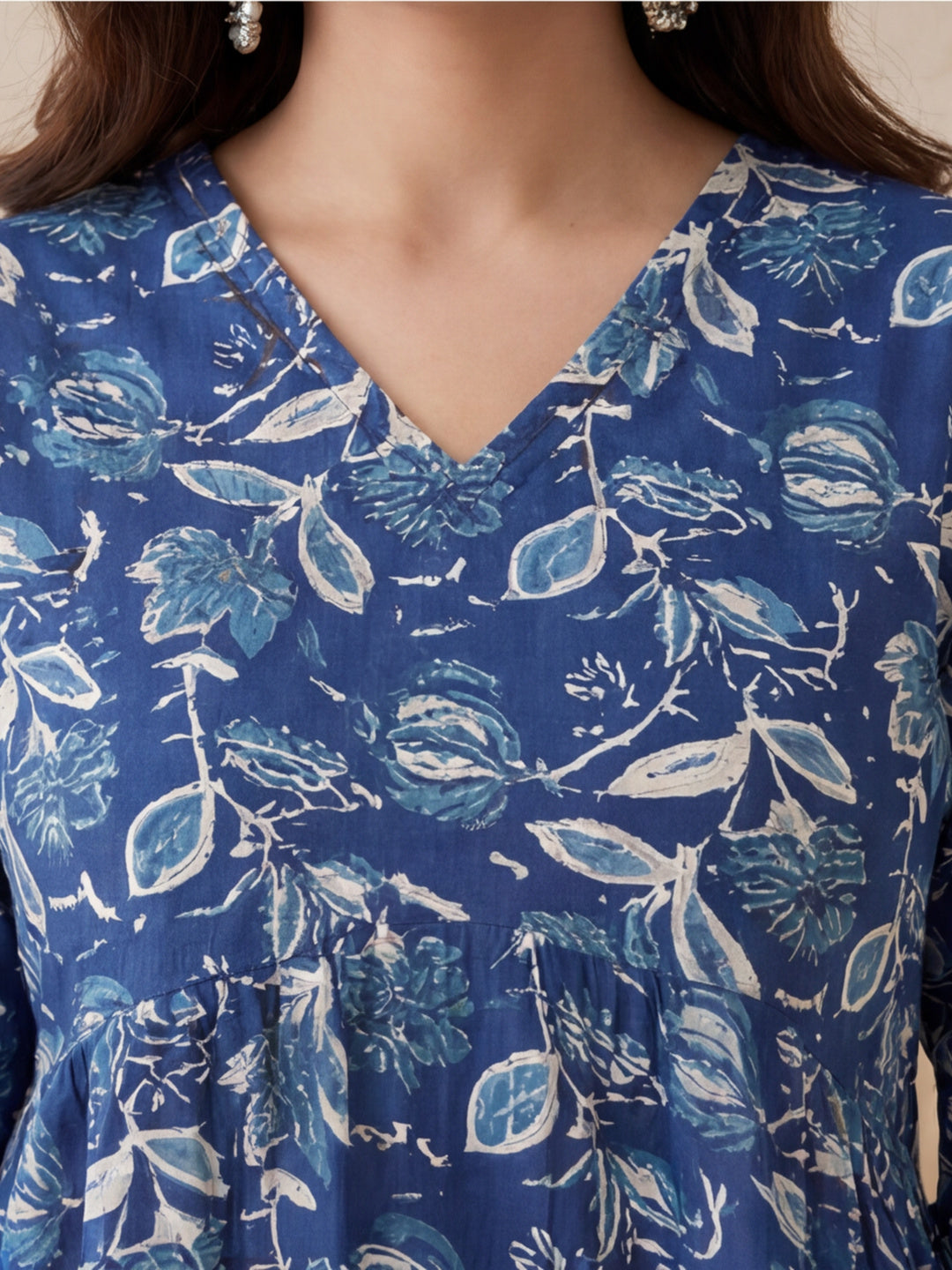 Women Printed V-Neck Fancy Tunic Top with Full Sleeves