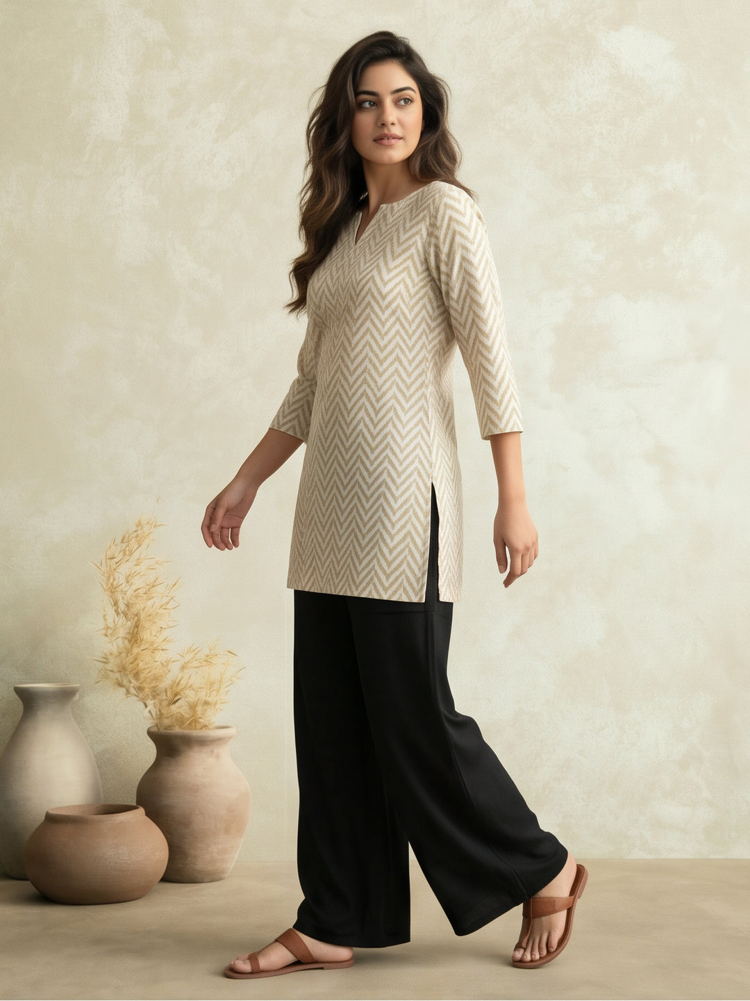 Women Printed Round Neck Fancy Tunic Top with Full Sleeves