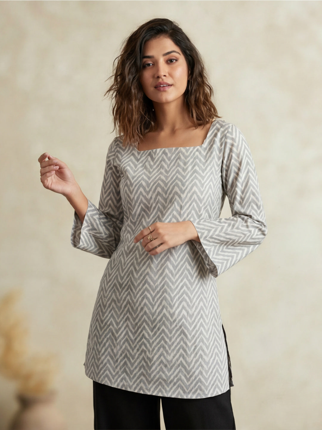 Women Printed Square Neck Fancy Tunic Top with Full Sleeves