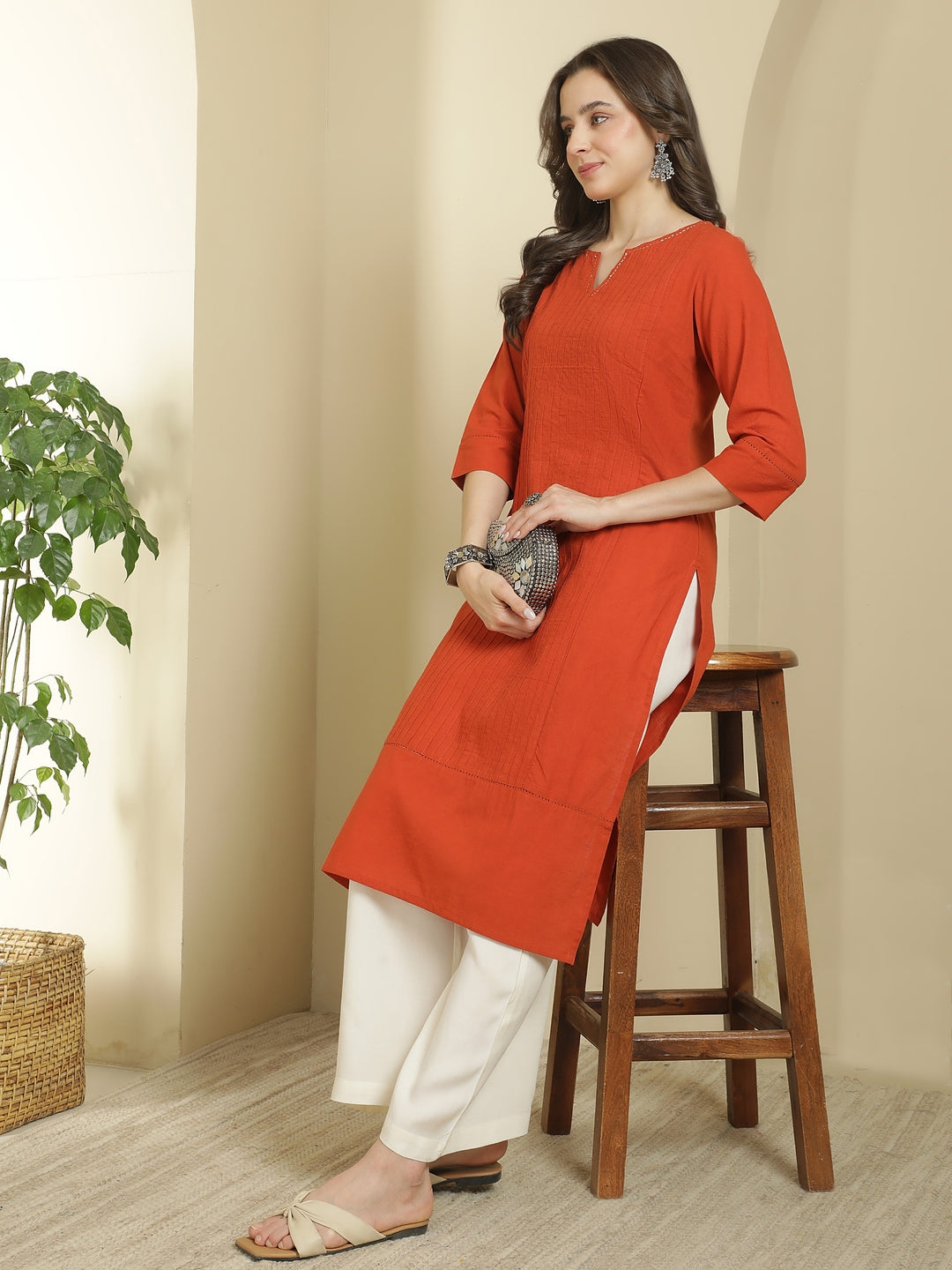 Women Keyhole Solid Staright Three Fourth Sleeve Pure Cotton Kurta