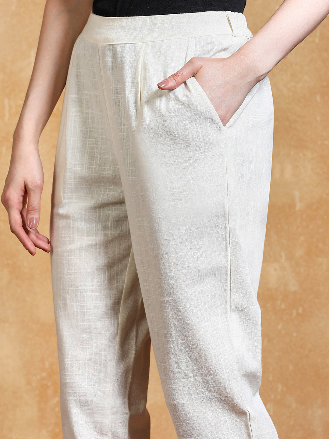 Off-White Solid Cotton Slub Straight Pants