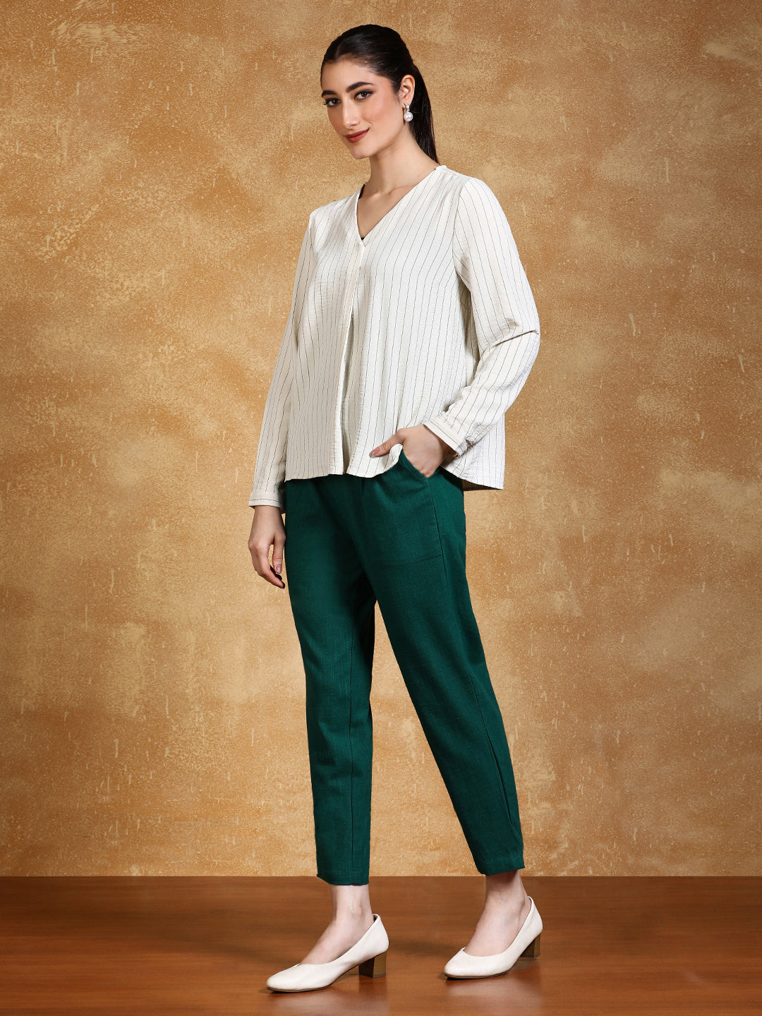 Bottle Green Solid Cotton Slub Straight Pants | Pants For Women