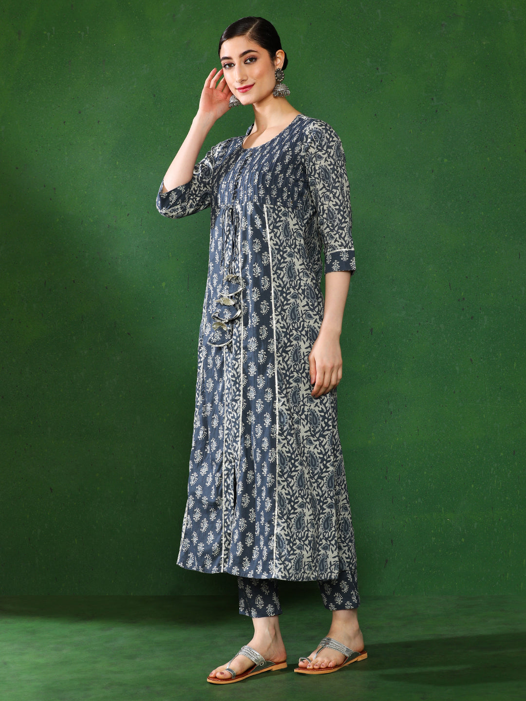 Blue & Grey Printed Flared Kurta With Pant