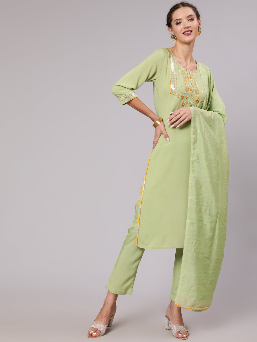 Embroidered Green Kurta With Pants And Chanderi Dupatta