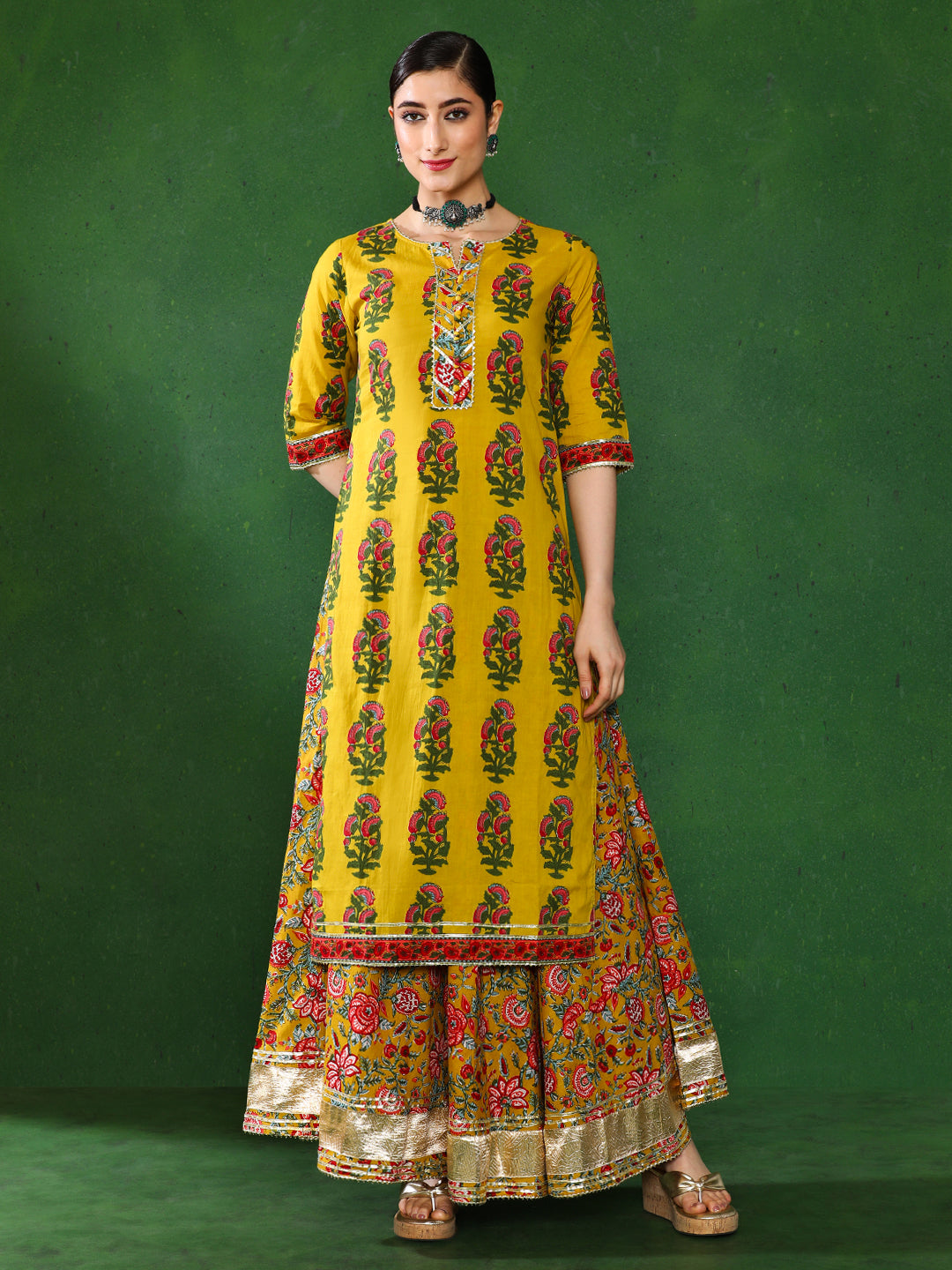 Floral Print Straight Kurta With Skirt