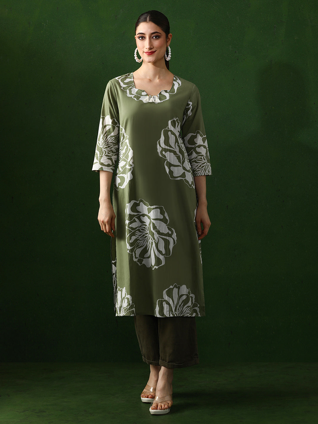 Floral Embroidered Straight Pure Cotton Kurta