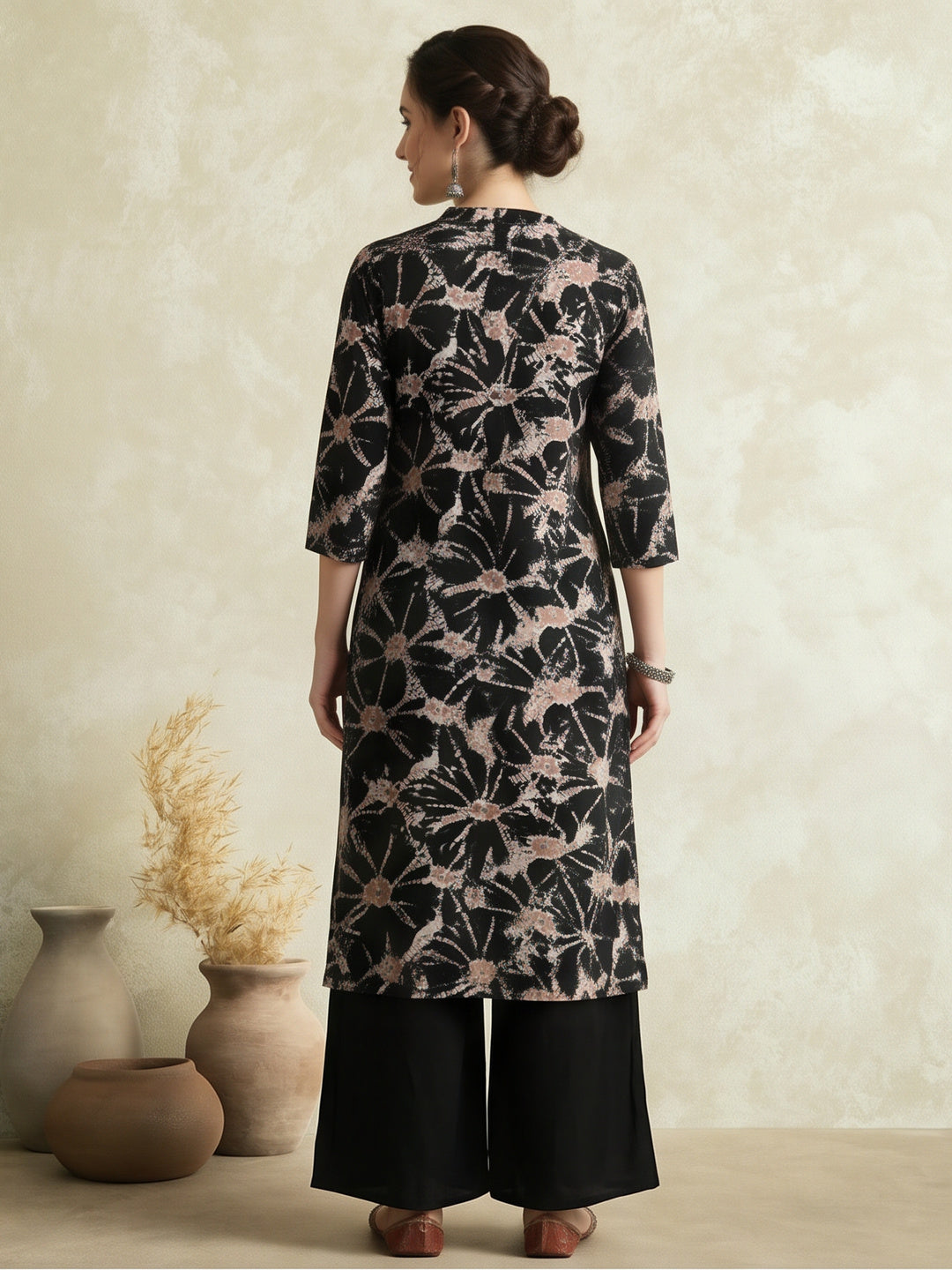 Black and Brown Mandarin Collar Floral Printed Straight Kurta