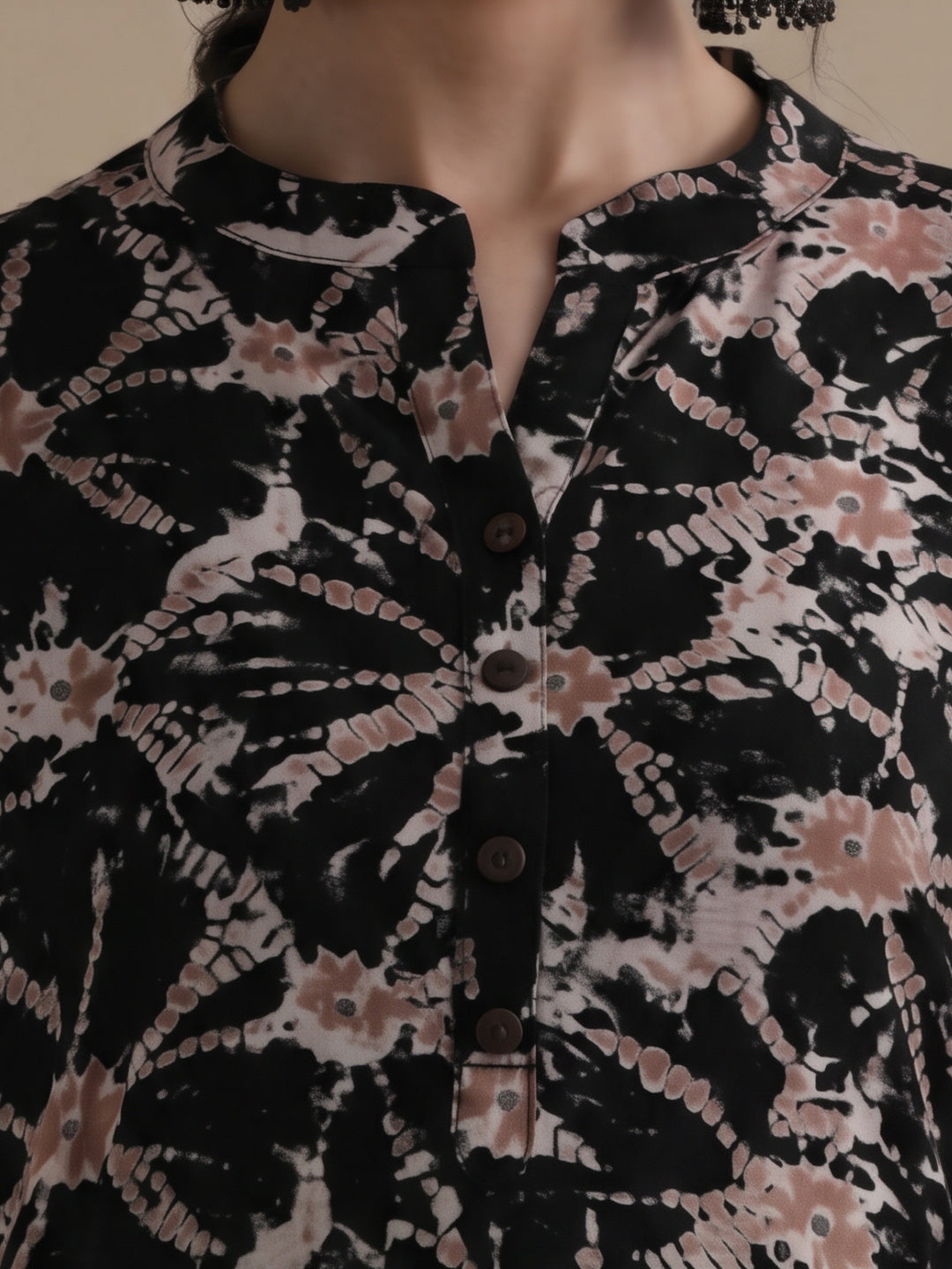 Black and Brown Mandarin Collar Floral Printed Straight Kurta