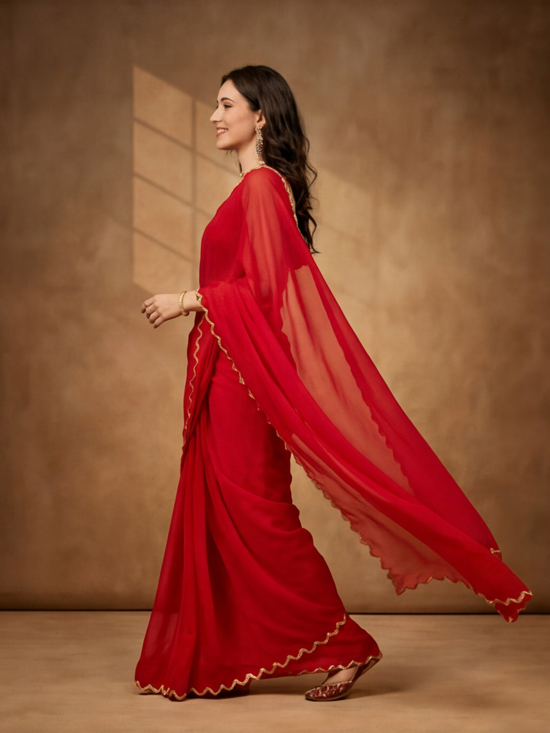 Solid Poly Georgette Saree with Unstiched Blouse