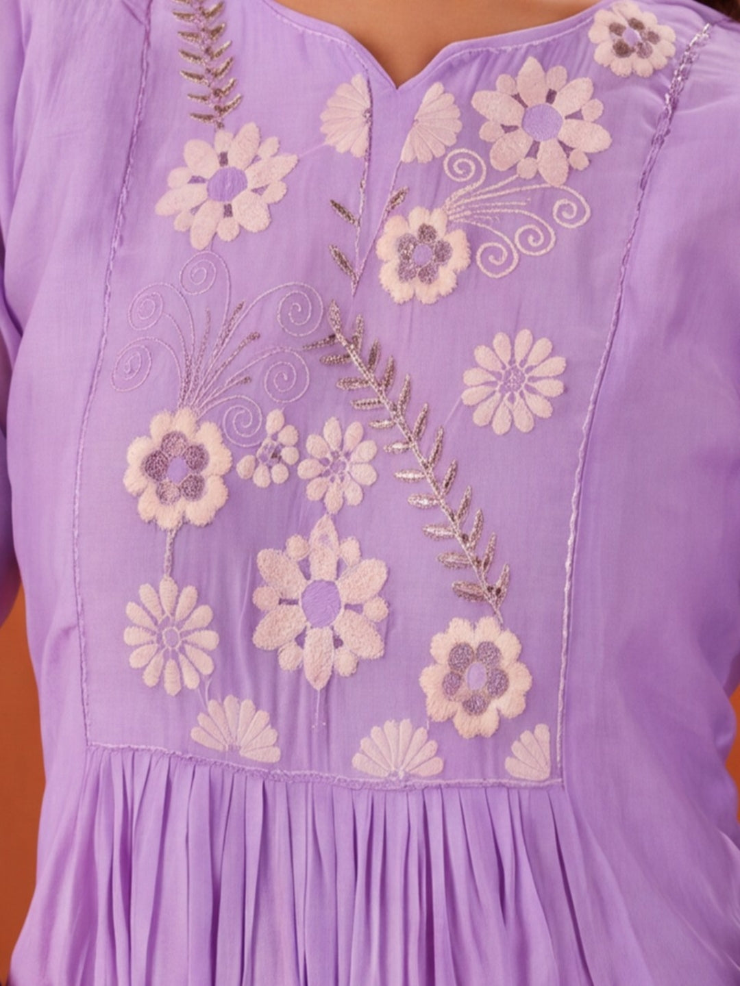 Women's Lavender Embroidered Anarkali Kurta Set with Dupatta | Mul Cotton Festive Ethnic Wear