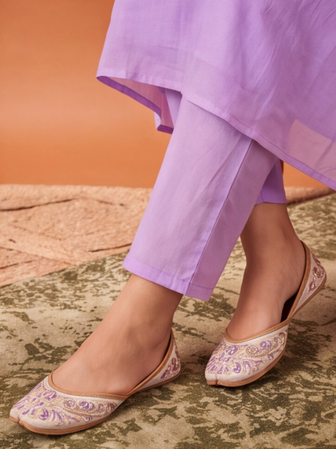 Women's Lavender Embroidered Anarkali Kurta Set with Dupatta | Mul Cotton Festive Ethnic Wear