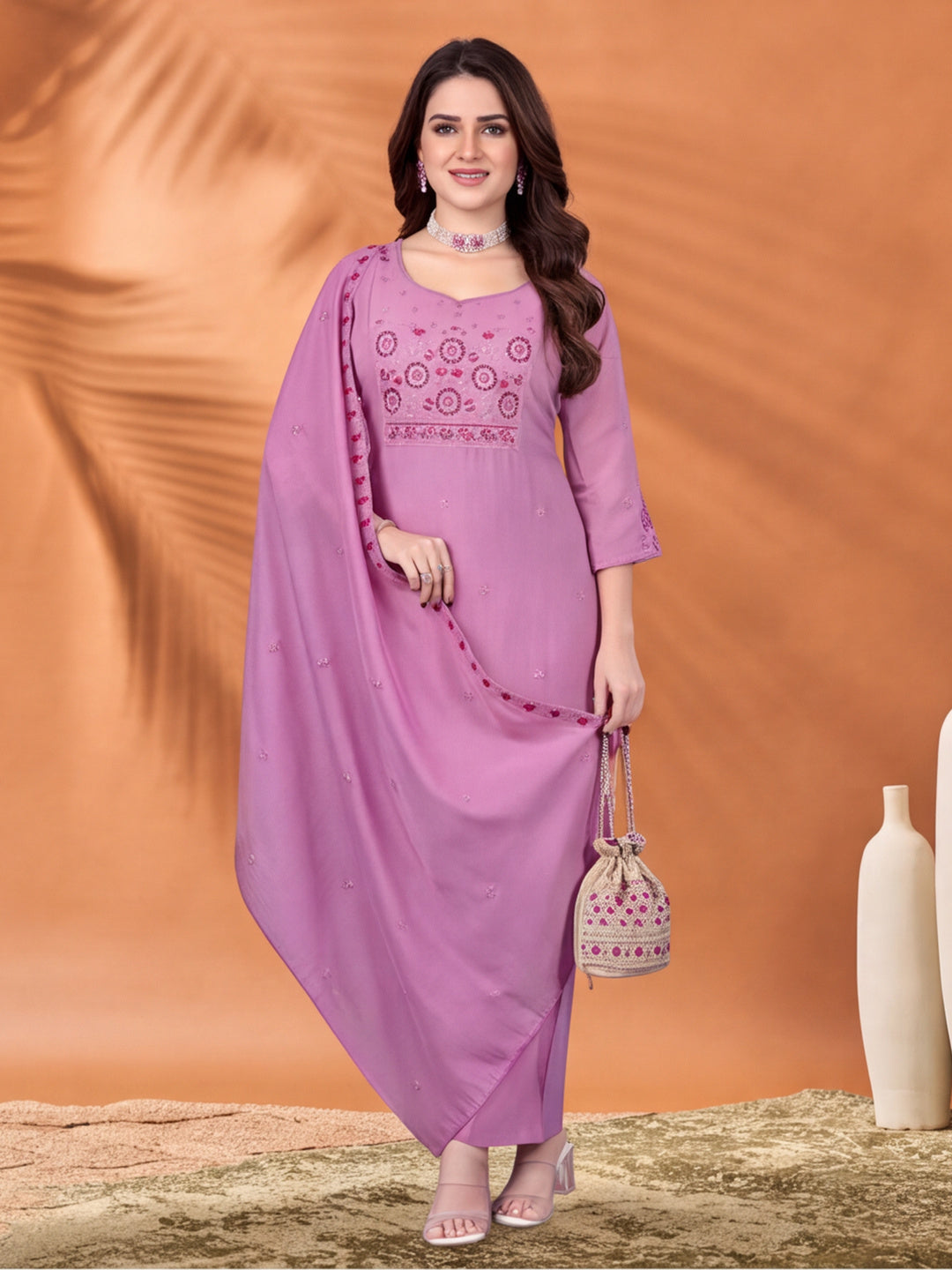 Women's Lavender Embroidered Kurta Set with Dupatta | Mul Cotton Festive Ethnic Wear