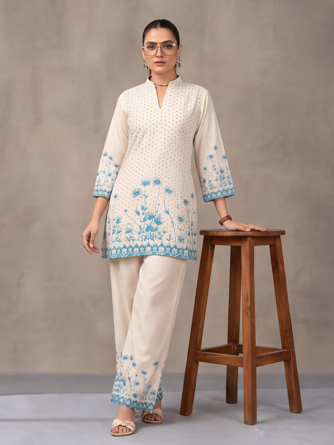 Women's Off White & Blue Floral Digital Printed Co-Ord Set | Soft Cotton Kurta & Palazzo