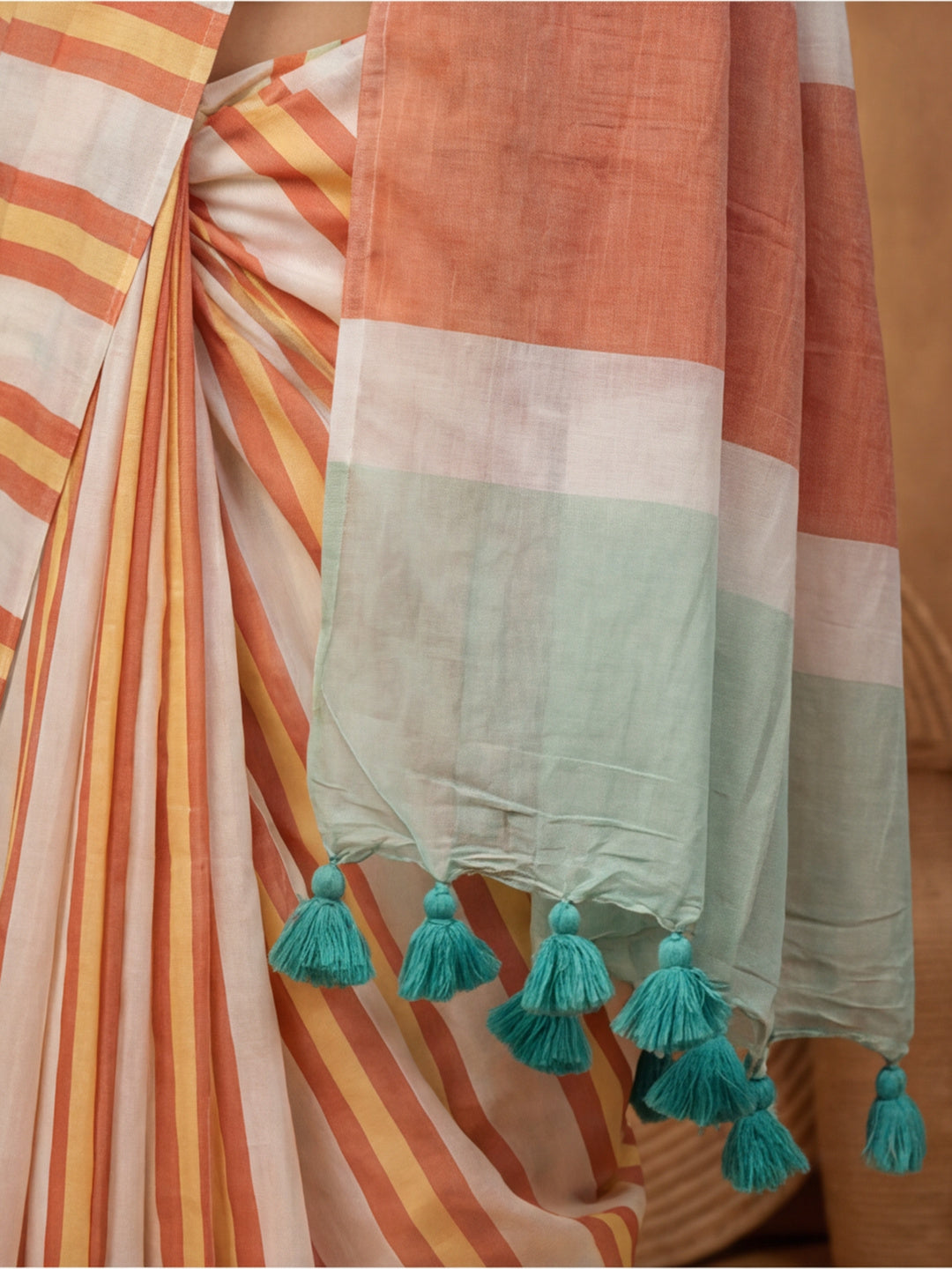Striped Pure Linen Saree with Unstiched Blouse