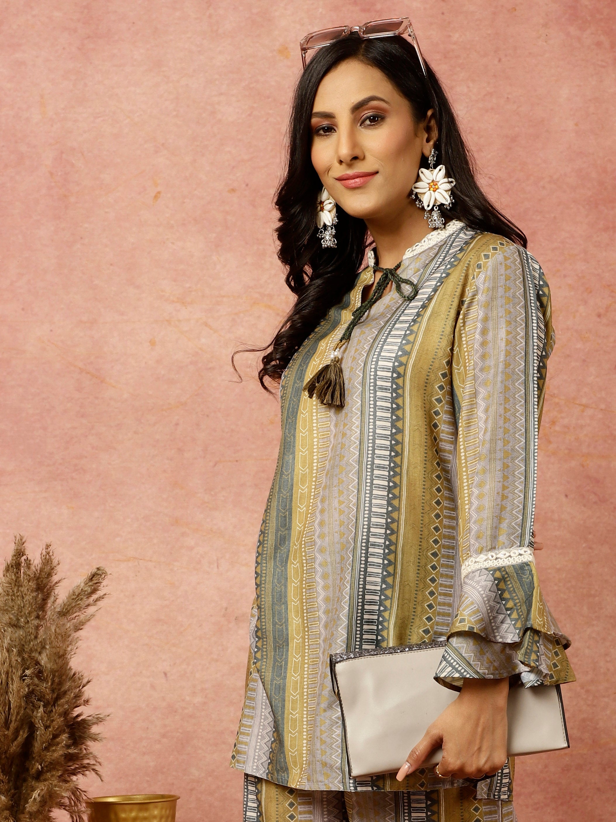 Green Geometric Printed Short Kurta With Palazzo Co-ord Set