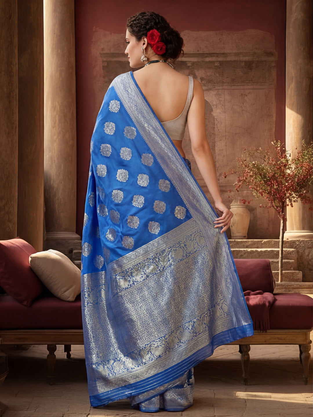 Zari Woven Design Banarasi Saree