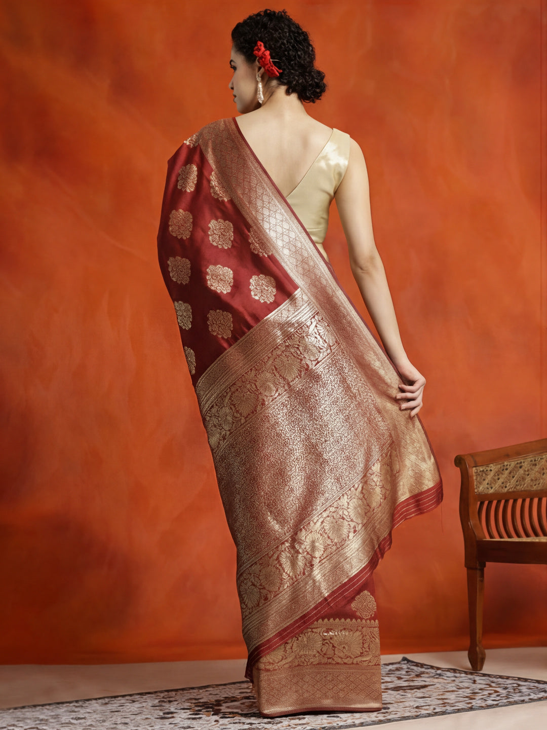 Zari Woven Design Banarasi Saree