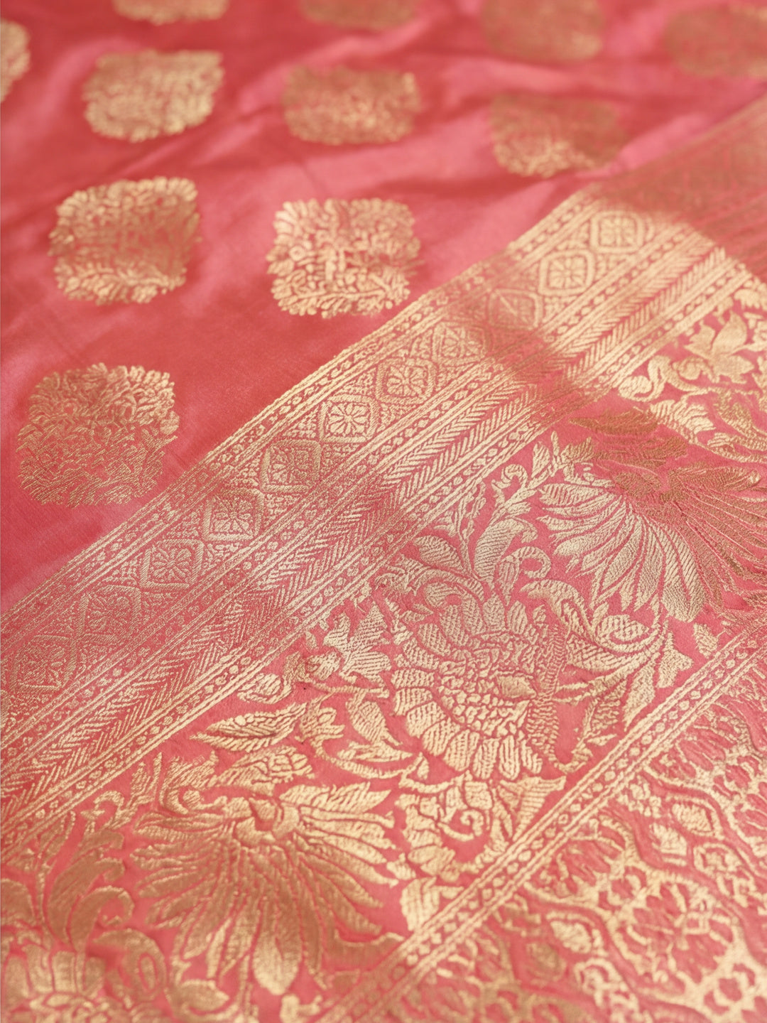 Women's Pitch Colour Designer Weaving Work Saree