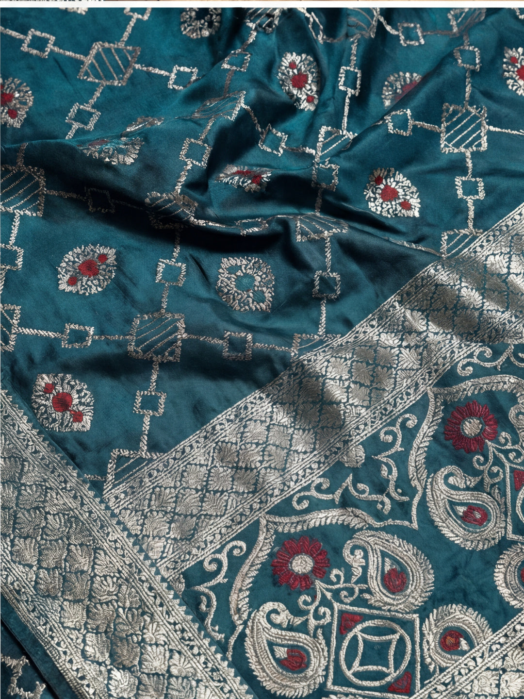 Heavy Banarasi Zari Woven Silk Blend Saree