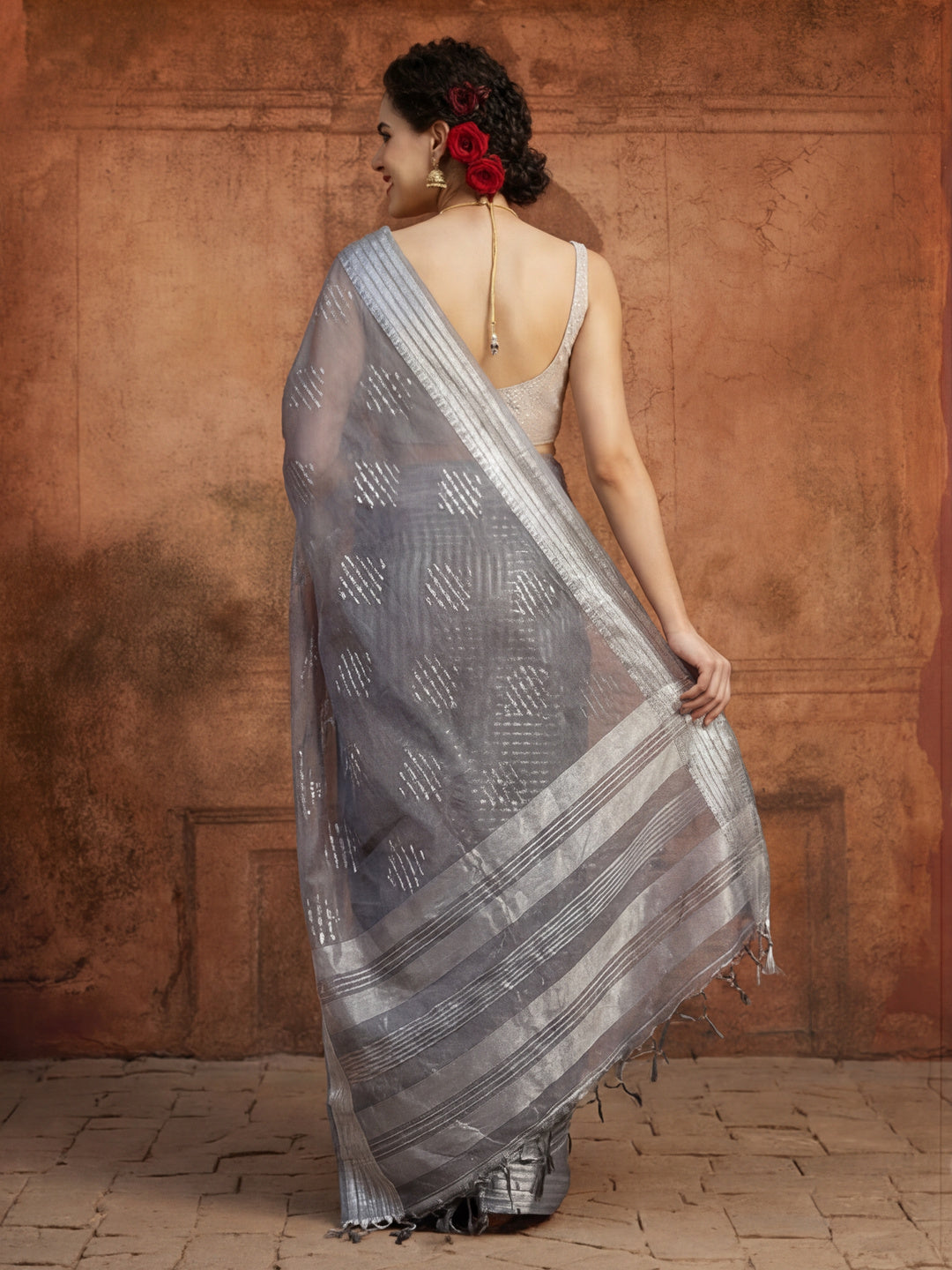 Zari Woven Banarasi Organza Saree