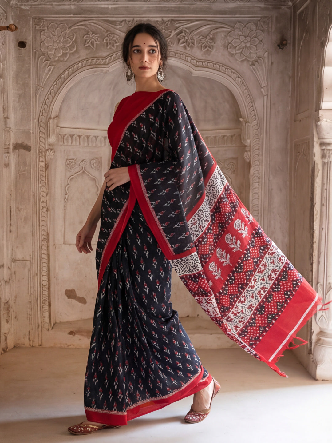 Floral Printed Pure Cotton Saree With Unstitched Blouse