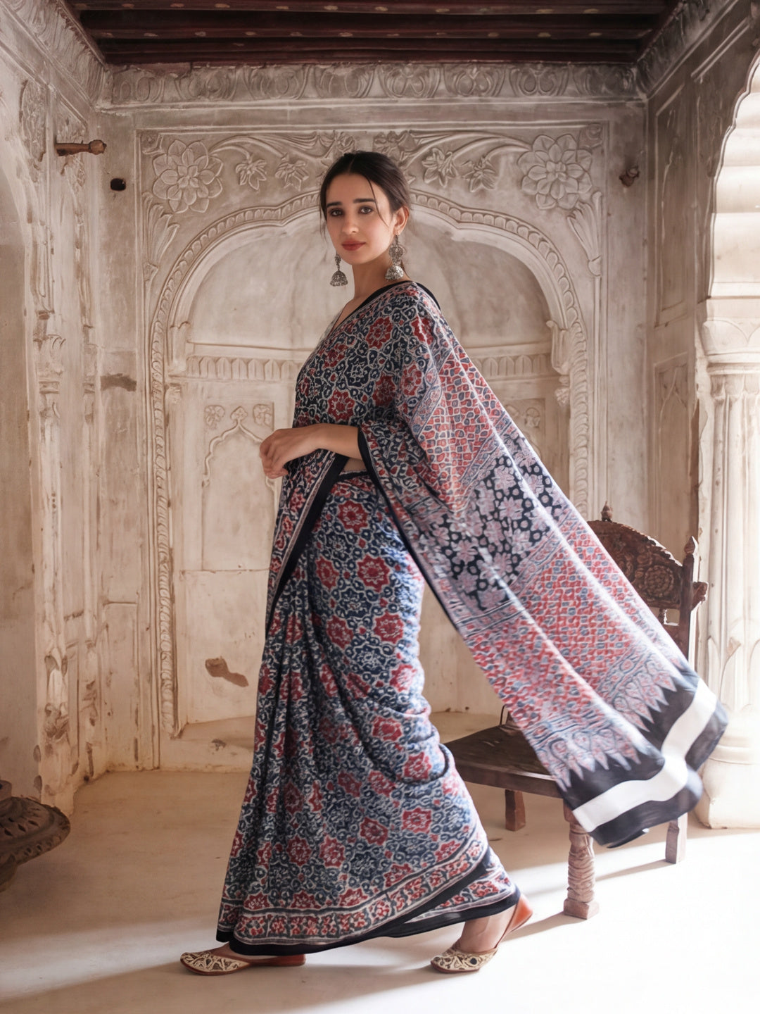 Floral Printed Pure Cotton Saree With Unstitched Blouse