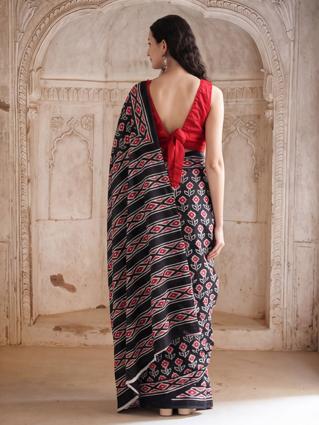 Floral Printed Pure Cotton Saree With Unstitched Blouse