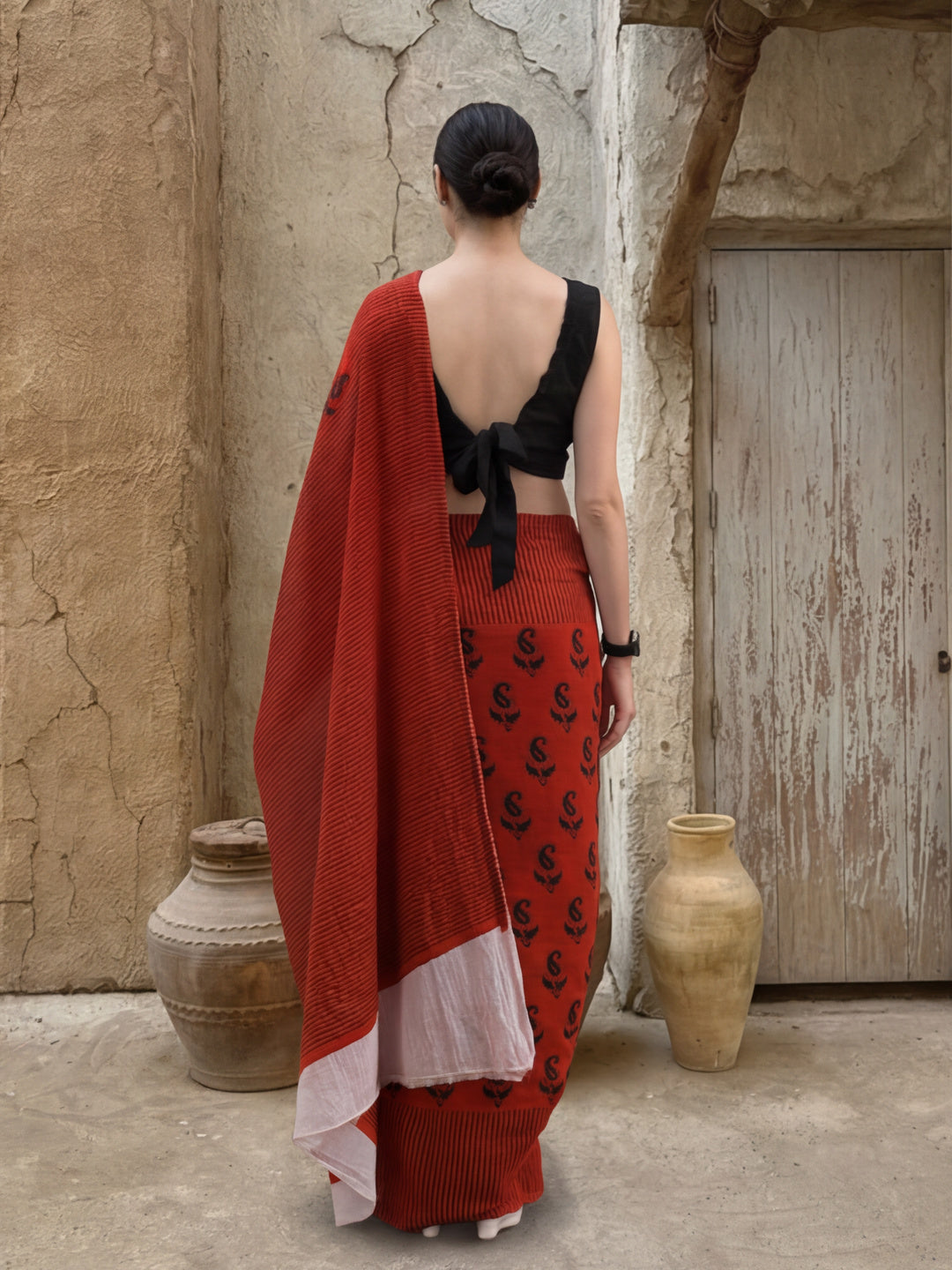 Mulmul Cotton Floral Printed Saree