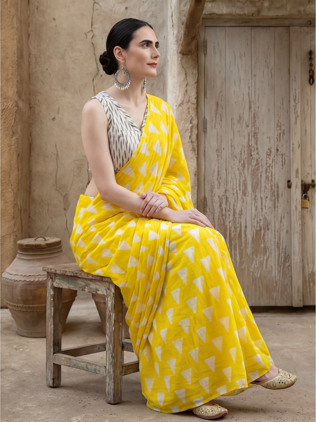 Mulmul Cotton Geometric Printed Saree