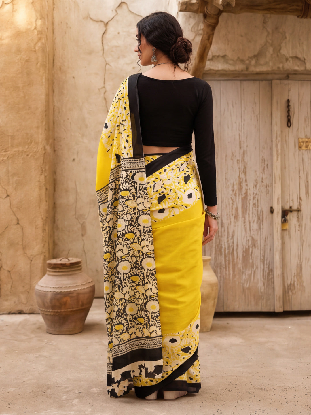 Mulmul Cotton Floral Printed Saree
