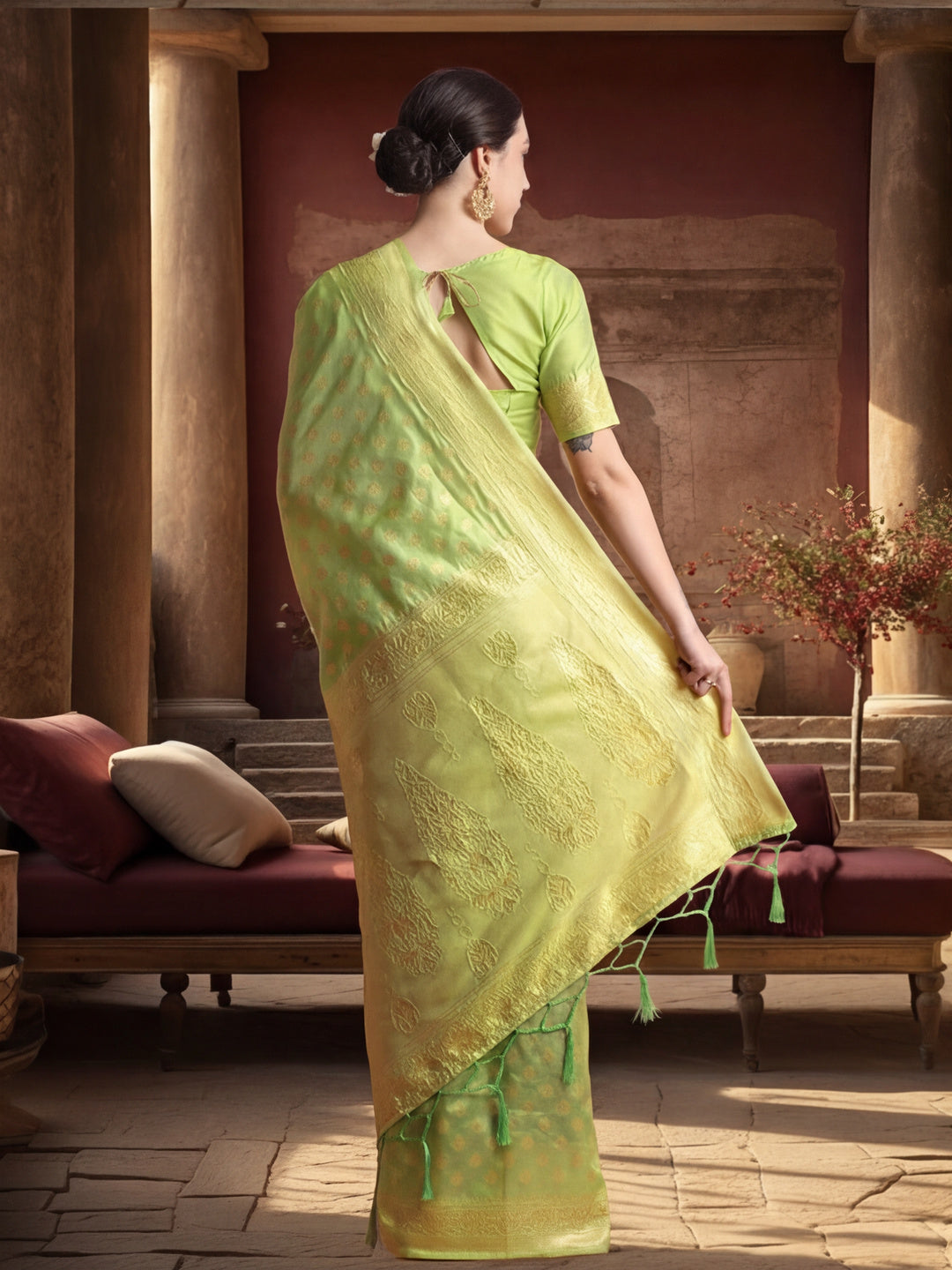 Heavy Banarasi Zari Woven Silk Blend Saree