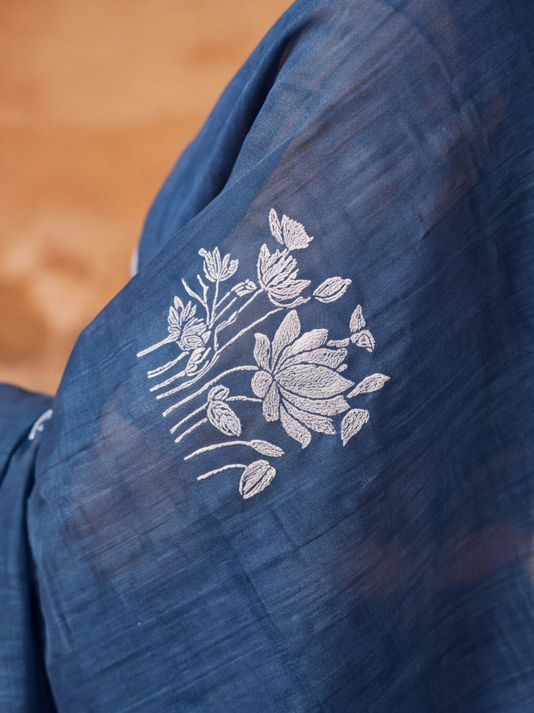 Women Blue Floral Woven Design Saree with Tassel Detail Pallu