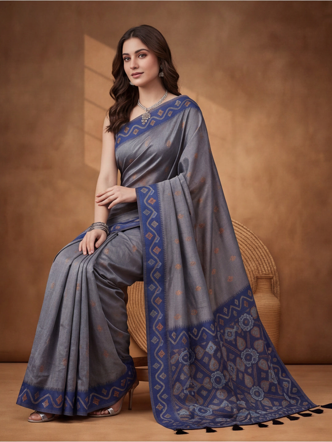 Women Grey Woven Saree with Ethnic Jacquard Border and Designer Pallu