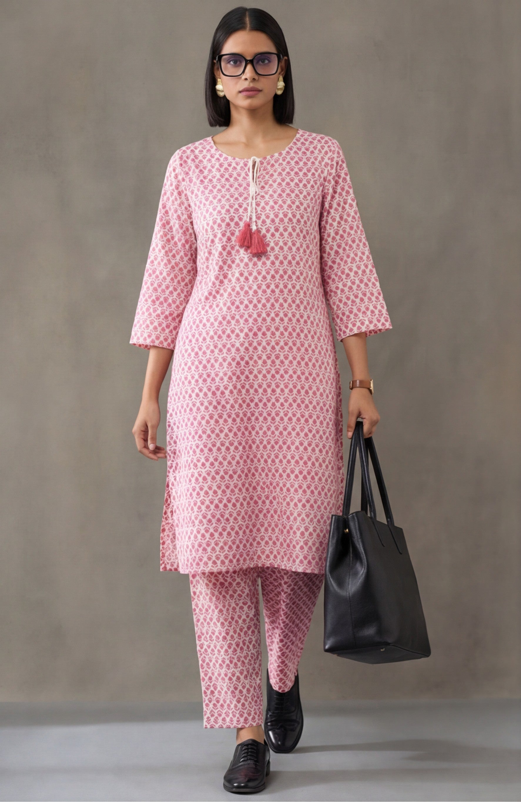 Floral Printed Straight Kurta & Trousers Sets