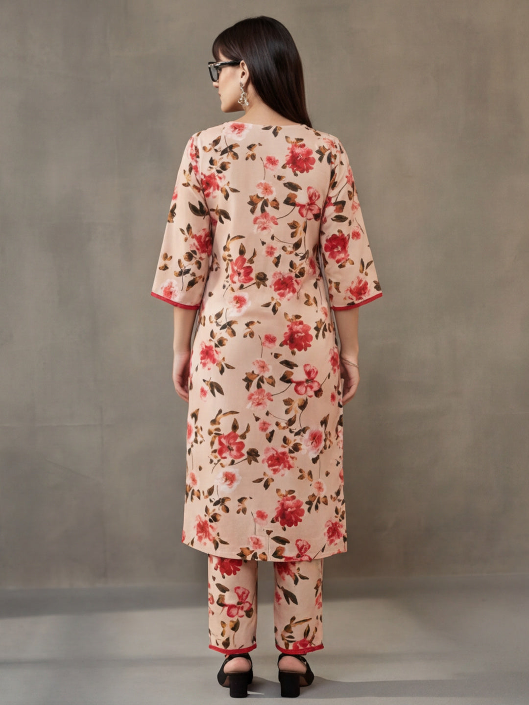 Floral Printed Straight Kurta With Pants