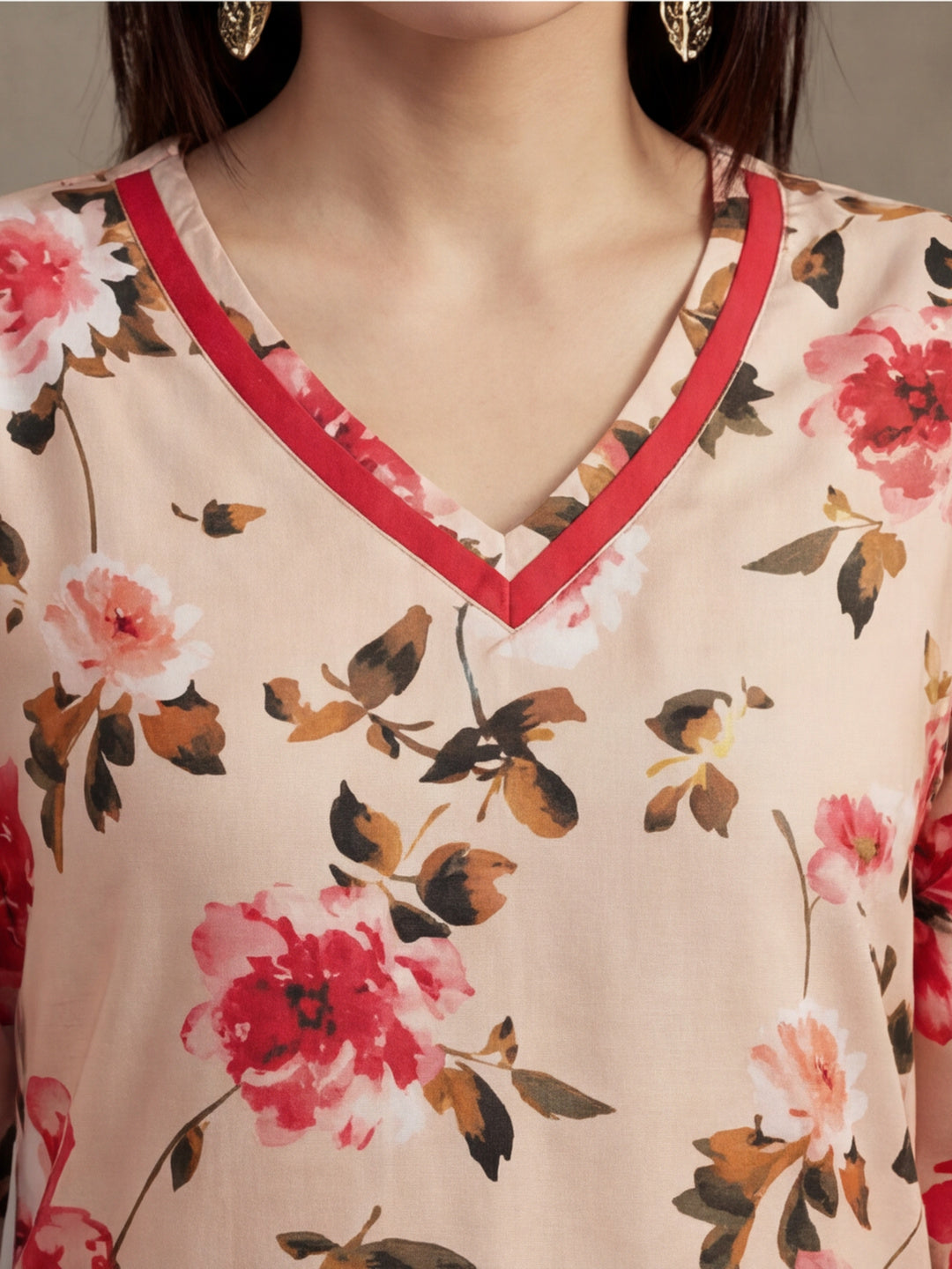 Floral Printed Straight Kurta With Pants
