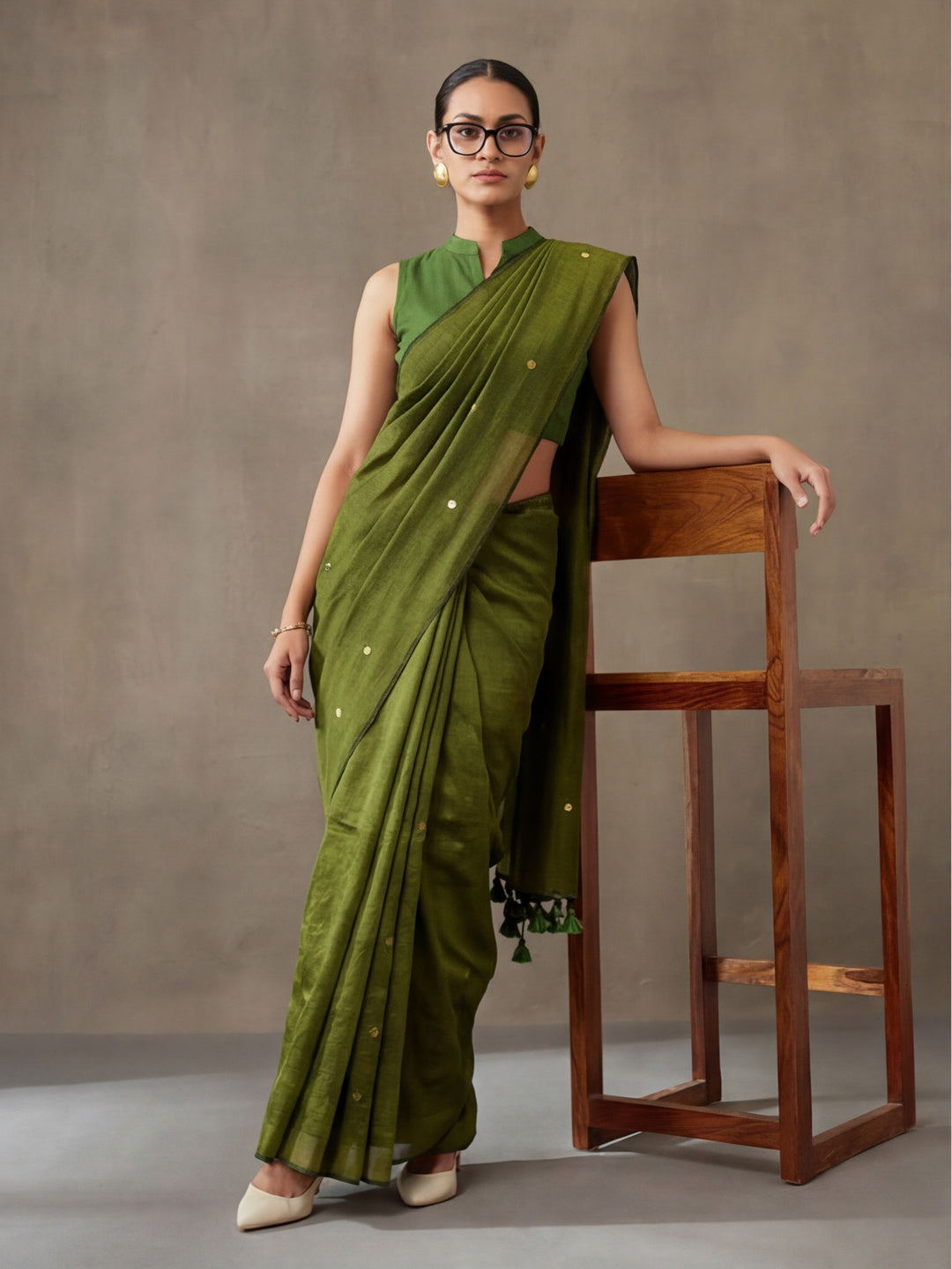 Solid Pure Cotton Saree with Unstiched Blouse