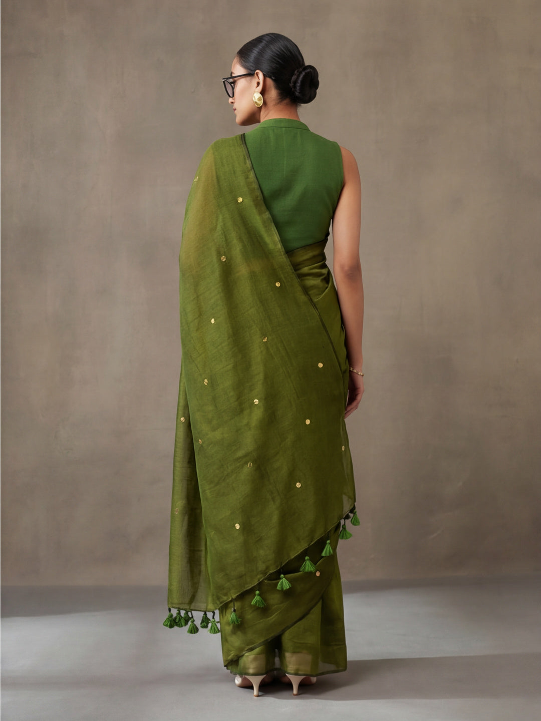 Solid Pure Cotton Saree with Unstiched Blouse