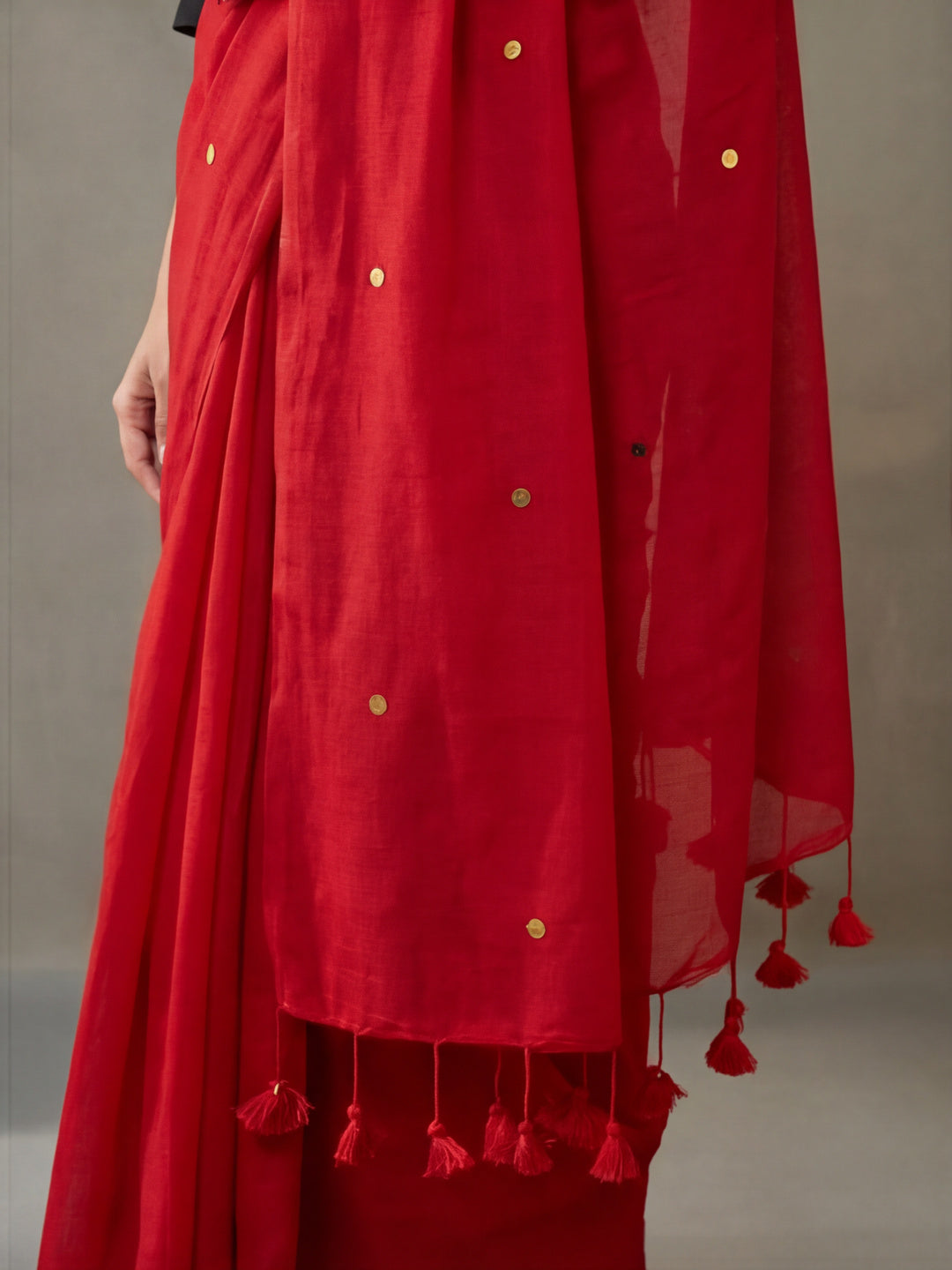 Solid Pure Cotton Saree with Unstiched Blouse