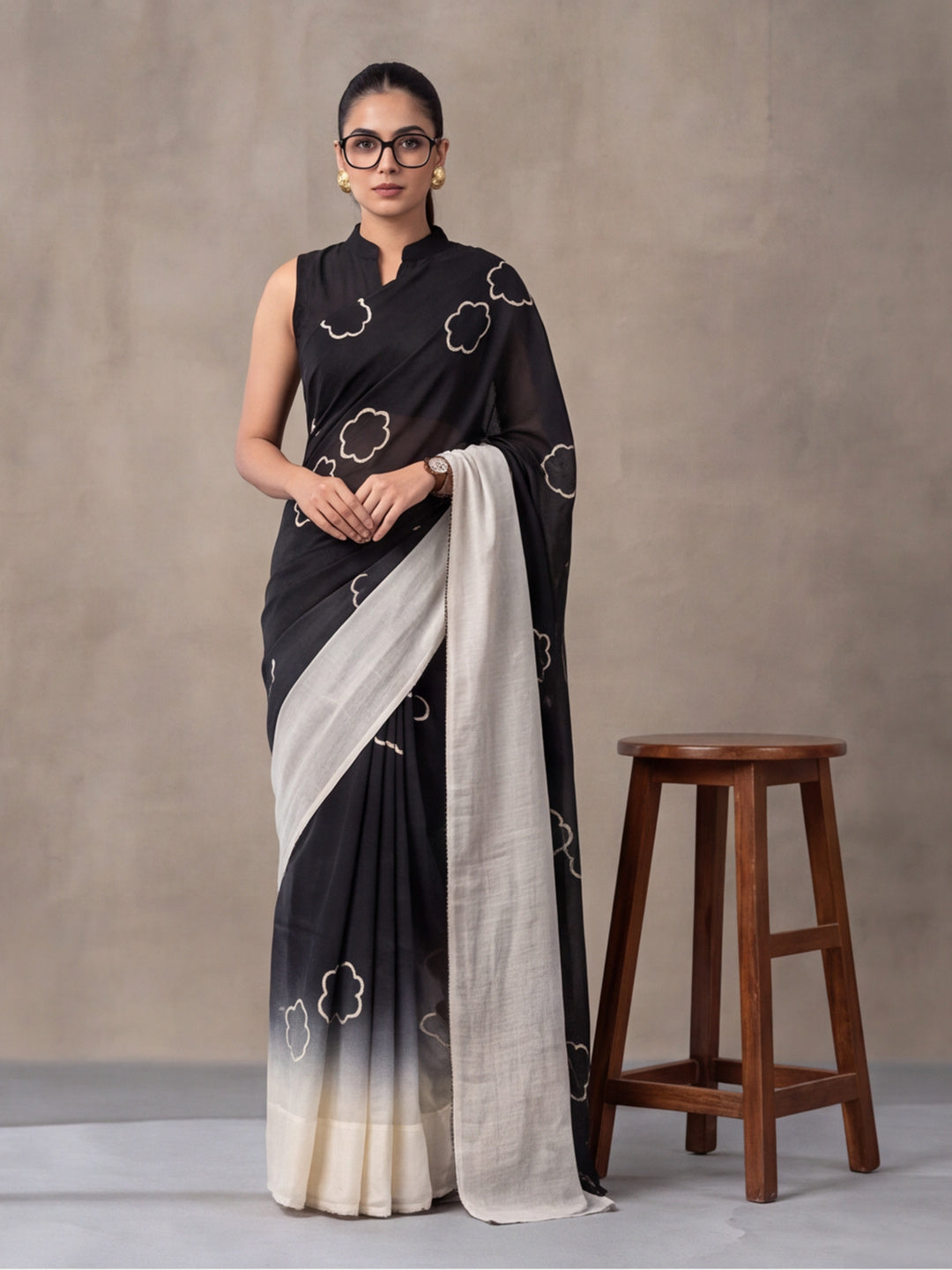Digitally Printed Abstract & Floral Mul Cotton Saree with Contrast Blouse