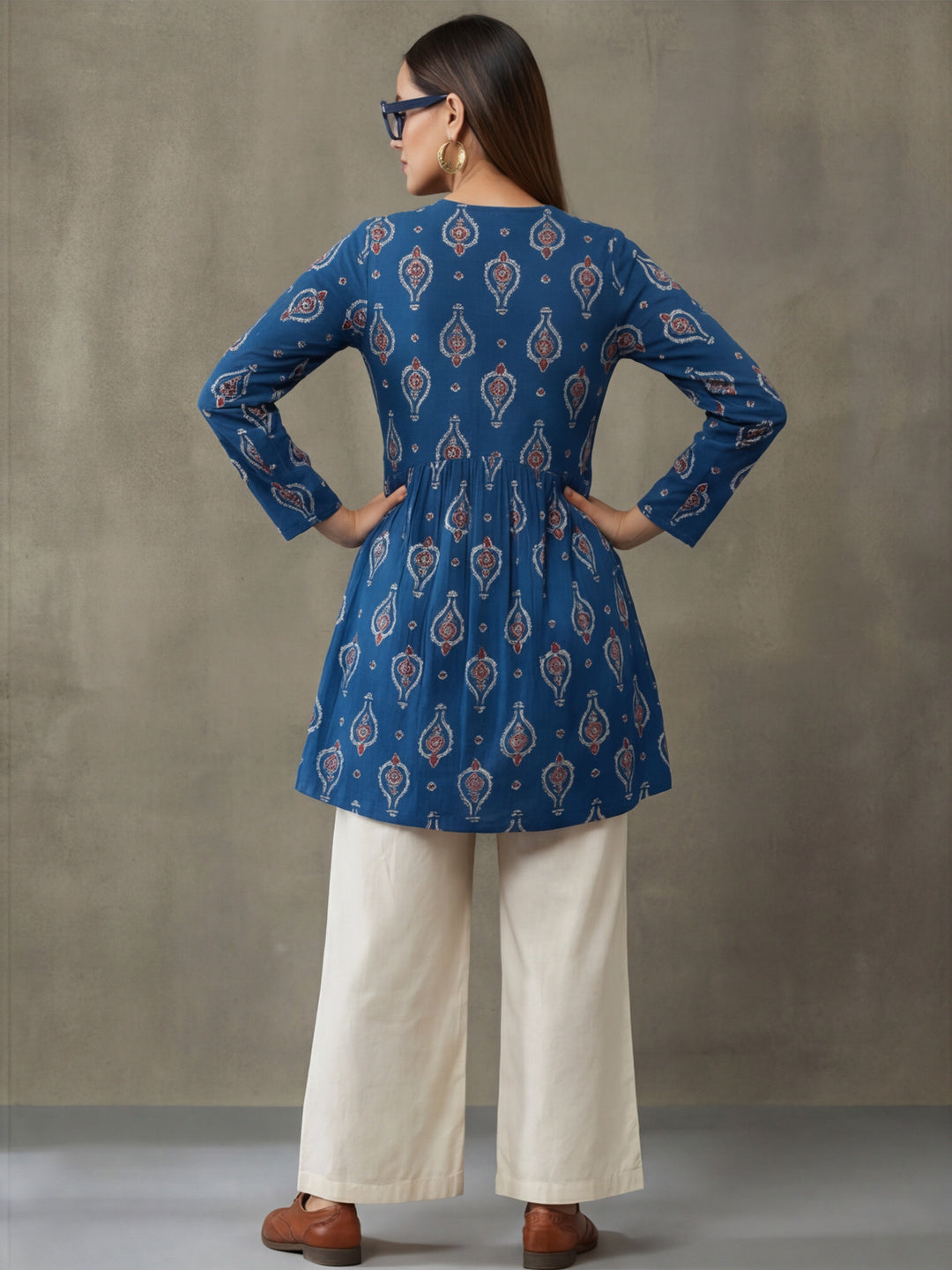 Women Printed V-Neck Fancy Tunic Top with Full Sleeves