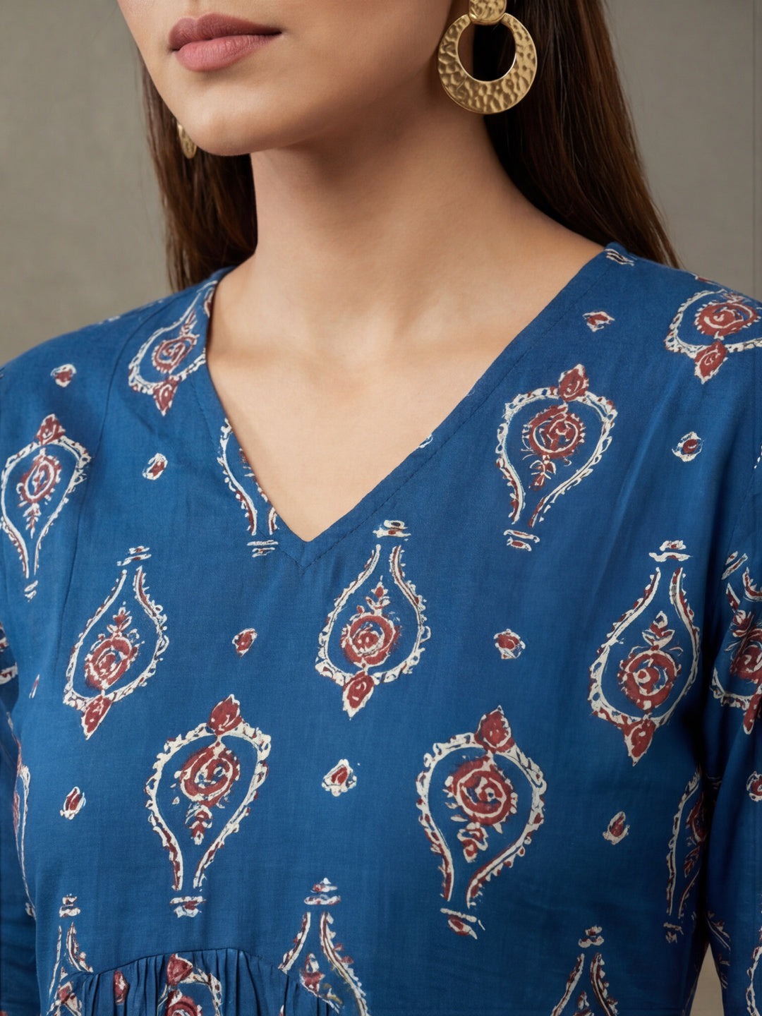Women Printed V-Neck Fancy Tunic Top with Full Sleeves