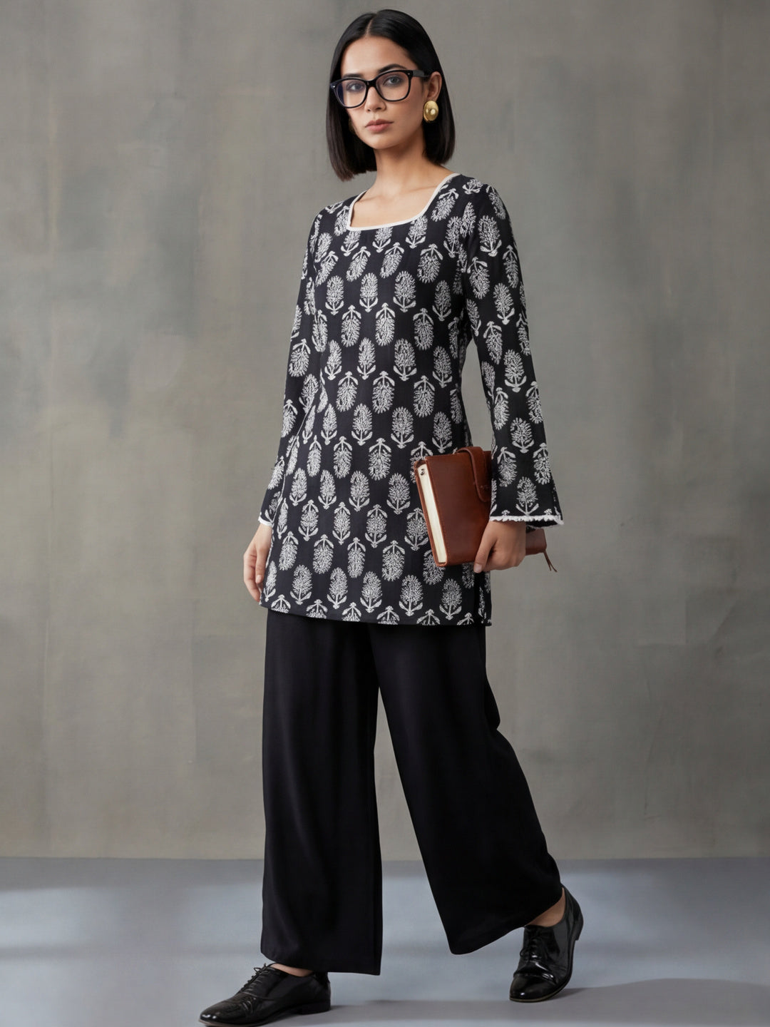 Women Printed Square Neck Fancy Tunic Top with Full Sleeves
