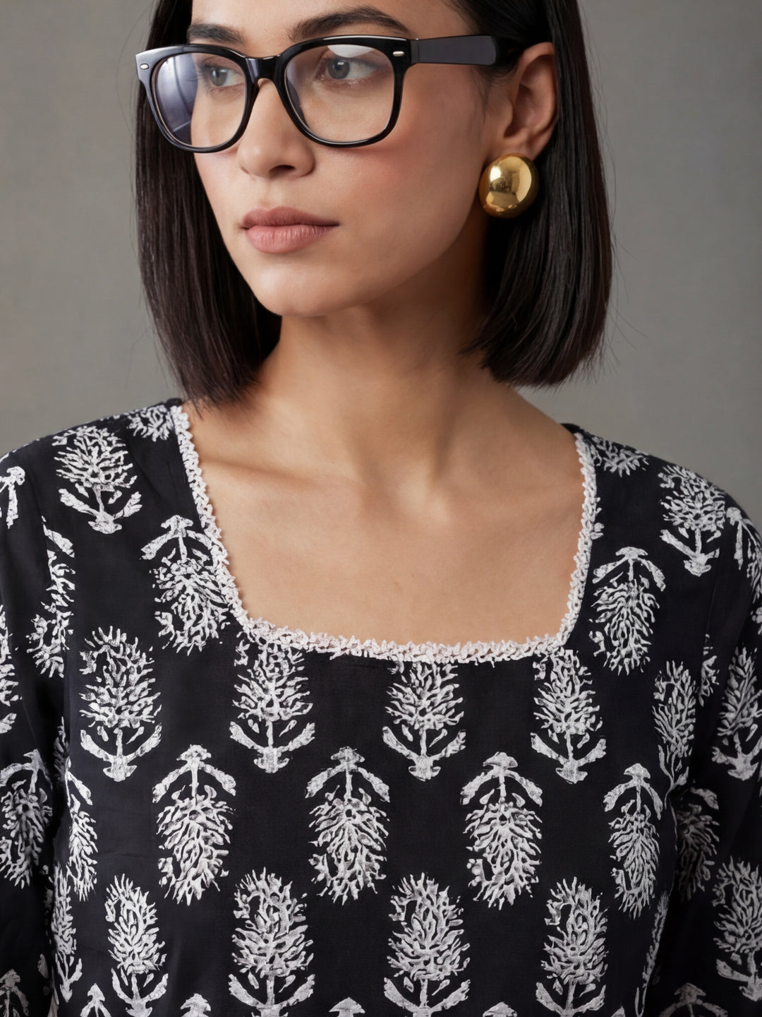 Women Printed Square Neck Fancy Tunic Top with Full Sleeves