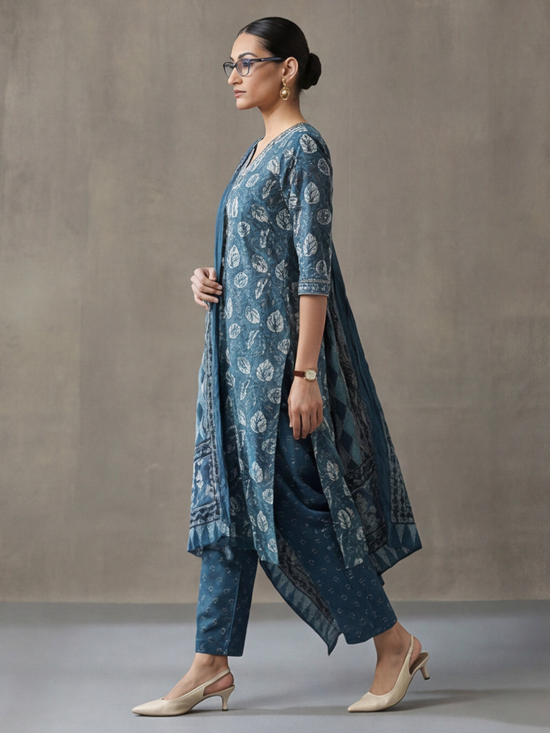 Floral Embroidered Straight Kurta & Trousers Sets